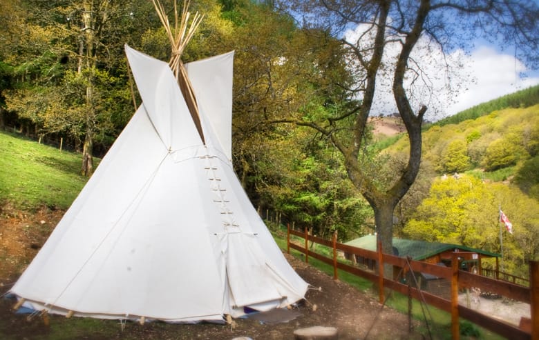 Troed Y Rhiw Woodland & Tipi Holidays