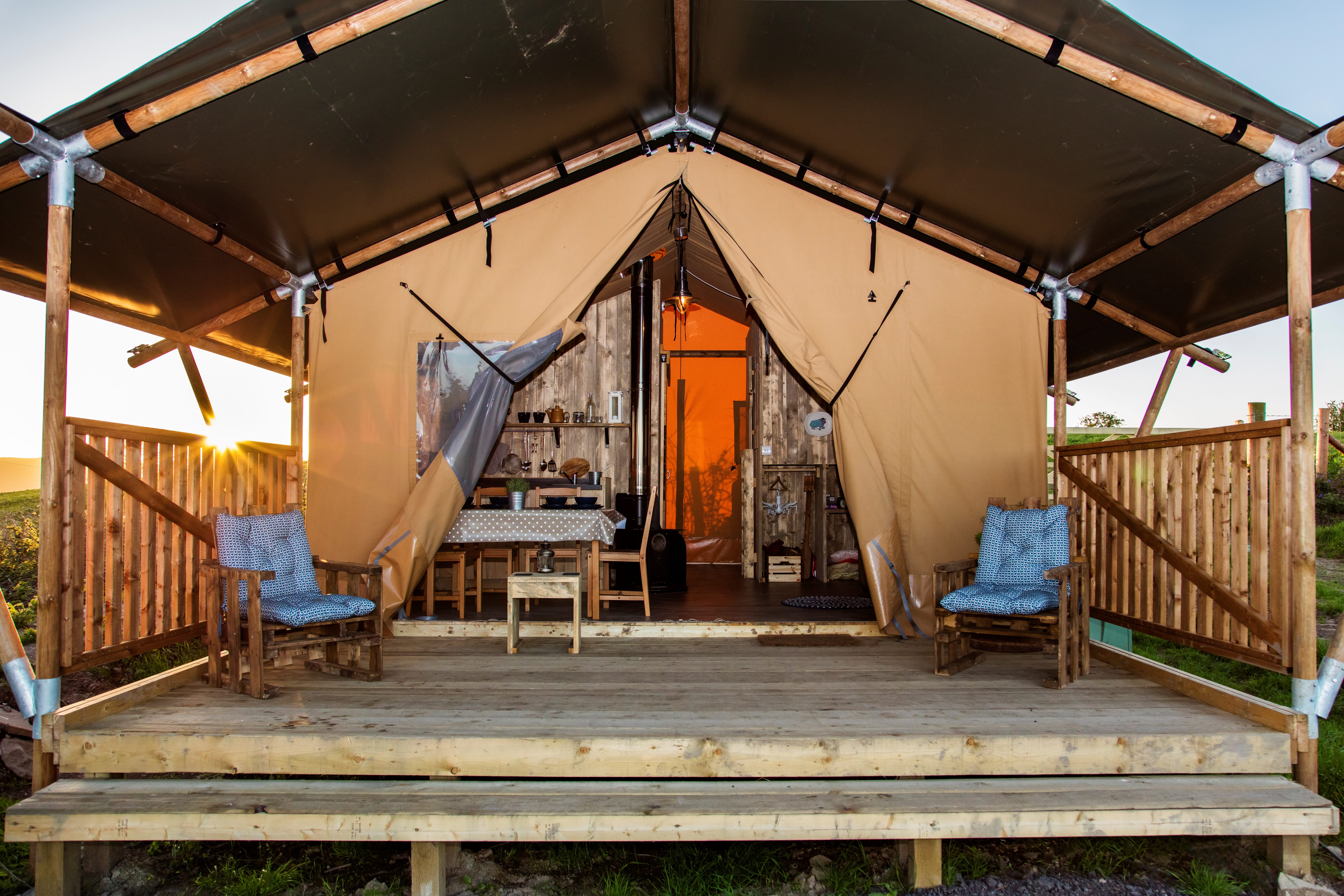 Under The Oak Glamping